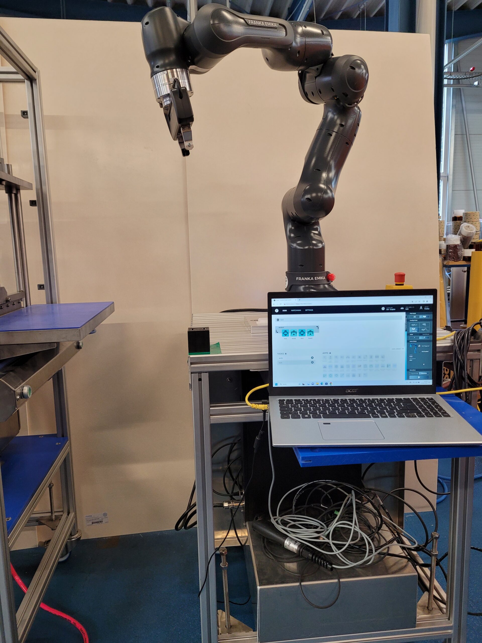 Robots | Automatisation des processus chez Dr. Dietrich Müller GmbH